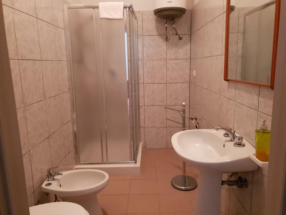 Red Ginger Apartment Oristano Exterior photo